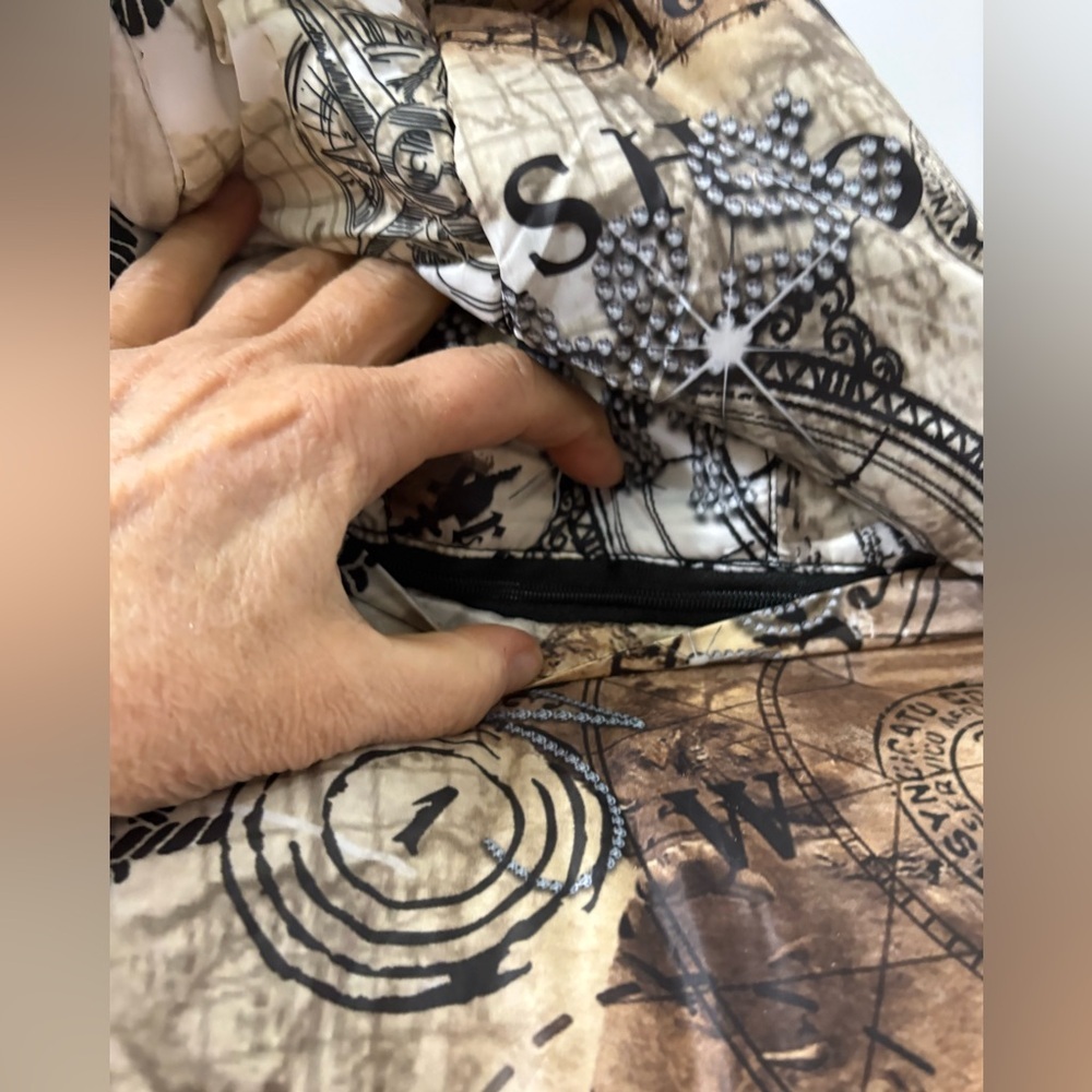DOLCEZZA Women's Brown and White Printed Jacket NWT size S - Picture 8 of 12